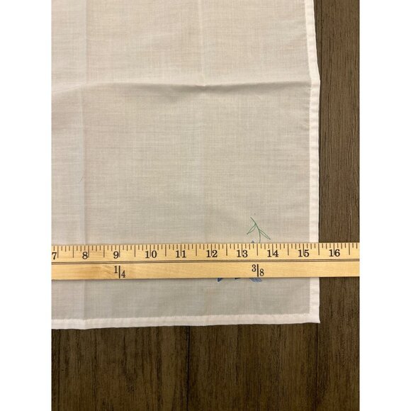 Vintage White Cotton Embroidered Floral Napkins Set Of 6 - Picture 4 of 5